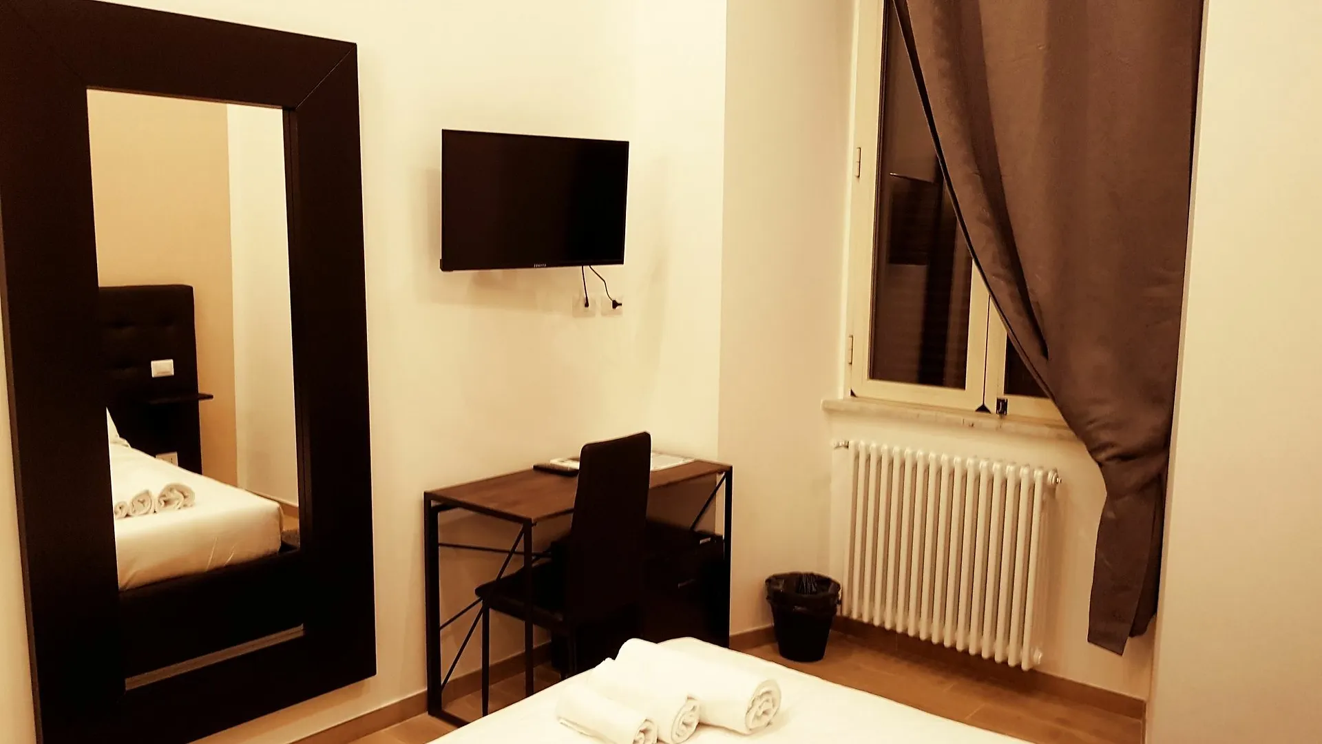 Cairoli Rooms Řím Penzion