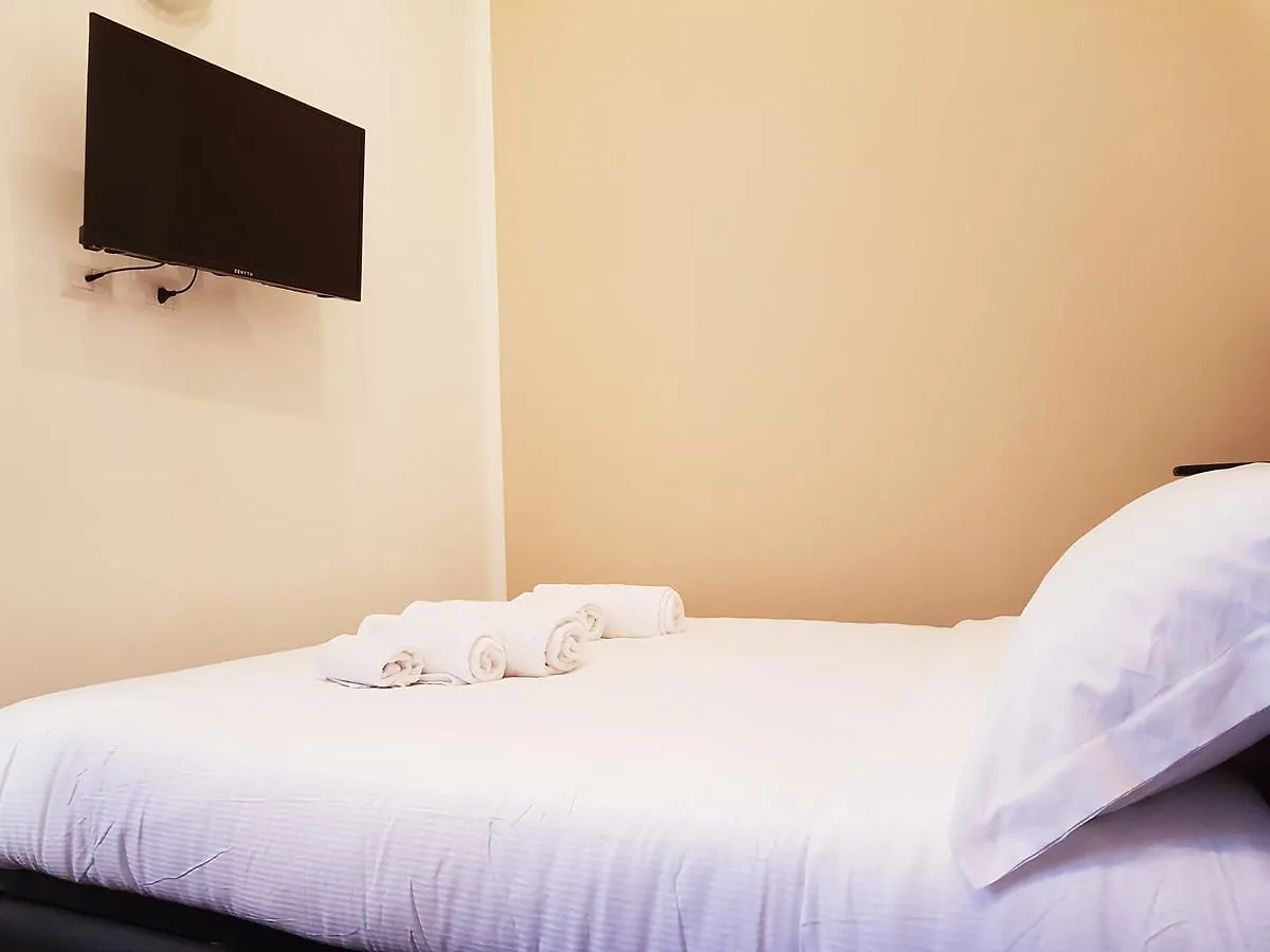 Cairoli Rooms Rome